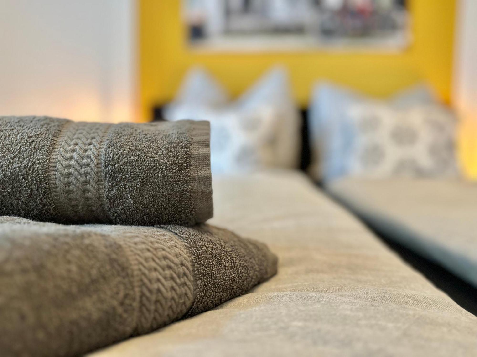 250M Rhine - Quiet Appartement Near Centralstation- Secretplace-K-111-S Koblenz  Eksteriør billede